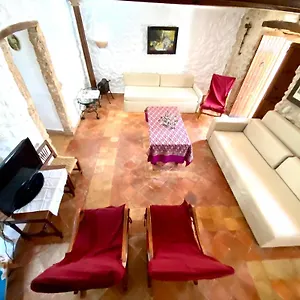 Puerto De Pollensa Villa: Mountain Retreat Near Apartment